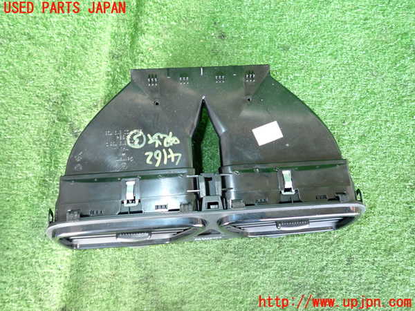 2UPJ-9241627528]VW シロッコR(13CDL)エアコン吹き出し口3 中古　(真中)_2