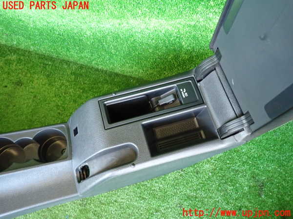 2UPJ-9241627540]VW シロッコR(13CDL)センターコンソール 中古_4