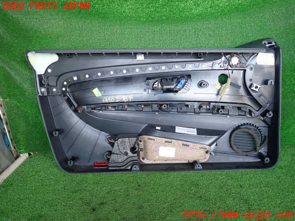2UPJ-9241621234]VW シロッコR(13CDL)右ドア内張り 中古_2