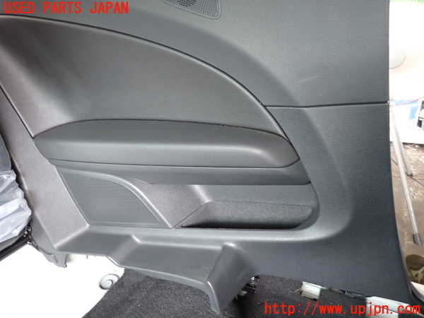 2UPJ-9241627680]VW シロッコR(13CDL)左リアピラートリム 中古_4