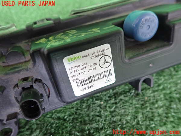 2UPJ-9241631150]ベンツ R350 4MATIC W251(251065)右コーナーランプ 中古_3