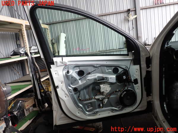 2UPJ-9241631260]ベンツ R350 4MATIC W251(251065)左前ドア 中古 PGW M504 43R-000262_4