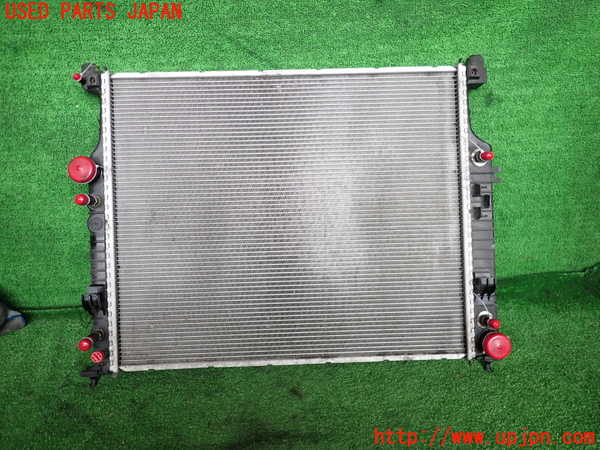 2UPJ-9241632321]ベンツ R350 4MATIC W251(251065)ラジエーター1 中古_3