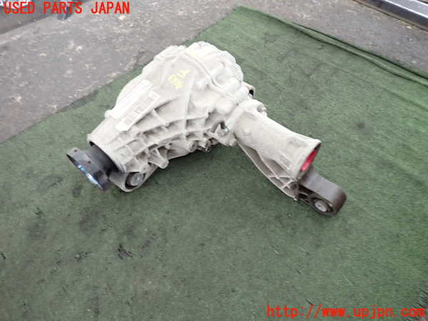 2UPJ-9241634350]ベンツ R350 4MATIC W251(251065)フロントデフ 中古_2