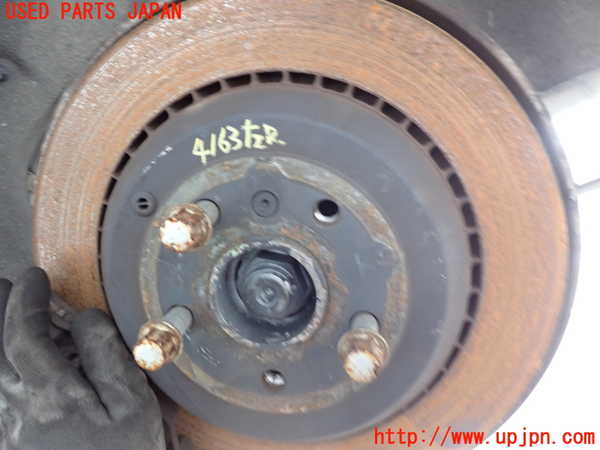 2UPJ-9241634305]ベンツ R350 4MATIC W251(251065)左リアナックルハブ 中古_3