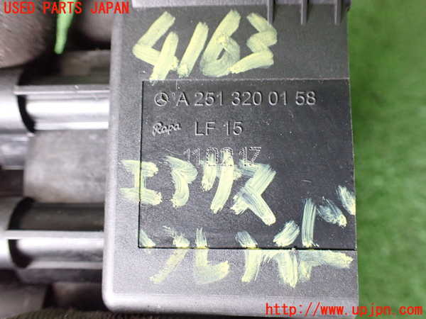 2UPJ-9241635540]ベンツ R350 4MATIC W251(251065)エアサスソレノイドバルブ 中古_3