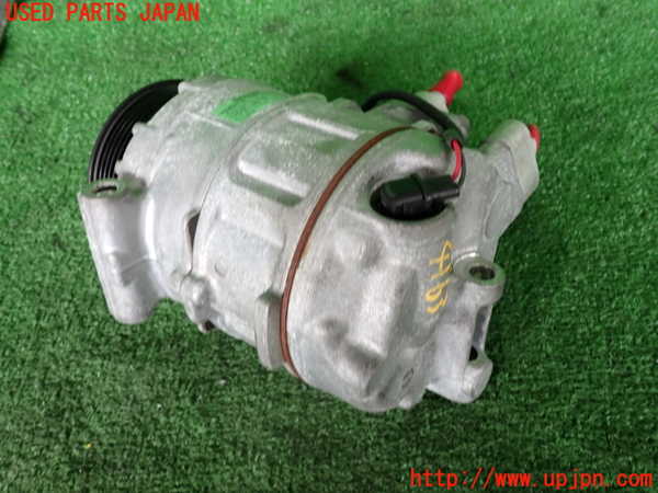 2UPJ-9241636025]ベンツ R350 4MATIC W251(251065)エアコンコンプレッサー 中古_2