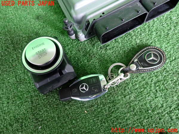 2UPJ-9241636110]ベンツ R350 4MATIC W251(251065)エンジンコンピューター 中古_3