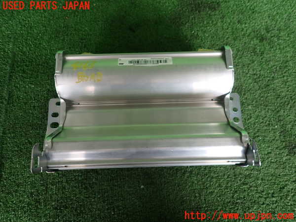 2UPJ-9241637870]ベンツ R350 4MATIC W251(251065)助手席側エアバッグカバー 中古_3