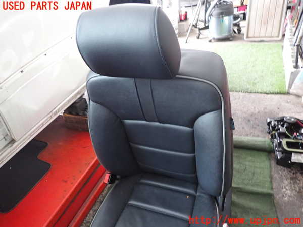 2UPJ-9241637065]ベンツ R350 4MATIC W251(251065)助手席シート 中古_2