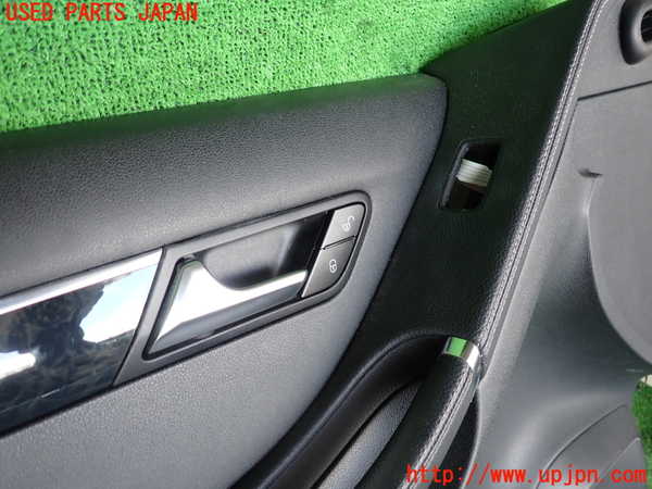 2UPJ-9241631264]ベンツ R350 4MATIC W251(251065)左前ドア内張り 中古_2