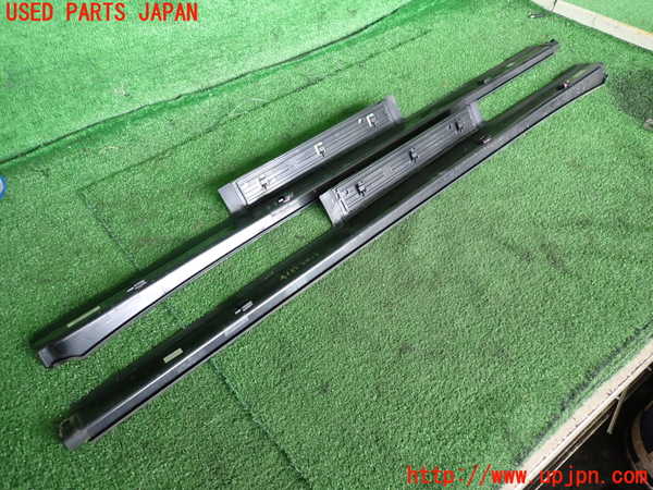 2UPJ-9241637740]ベンツ R350 4MATIC W251(251065)スカッフプレート 中古_3