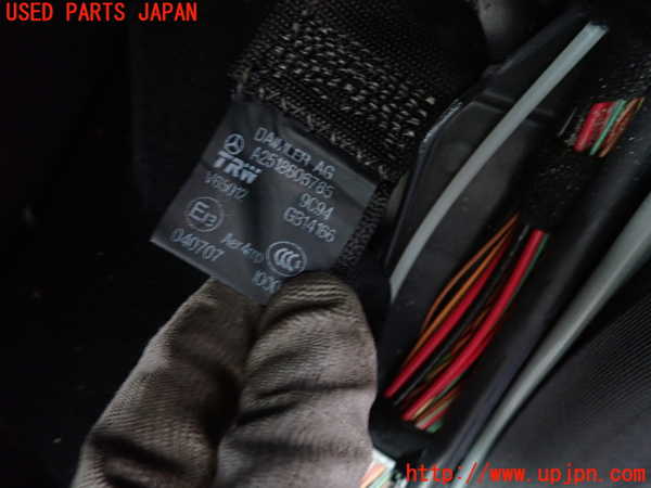 2UPJ-9241637185]ベンツ R350 4MATIC W251(251065)左2列目シートベルト 中古_2