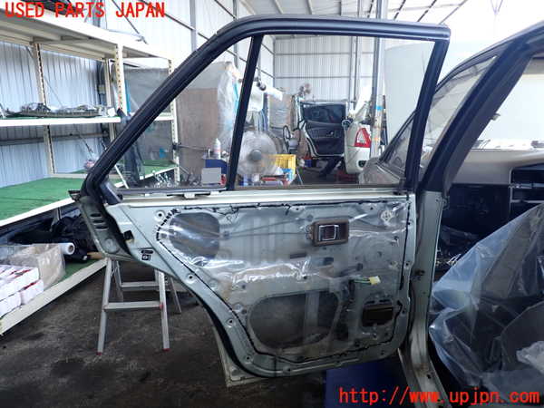 2UPJ-9241641320]ブルーバード(EU12)左後ドア 中古 (NISSAN M243 43R-00018)_5