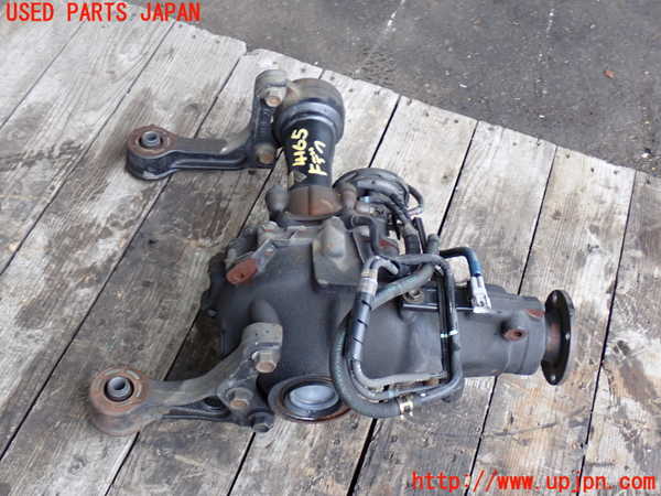 2UPJ-9241654350]ハイラックスサーフ(RZN185W)フロントデフ 中古_2