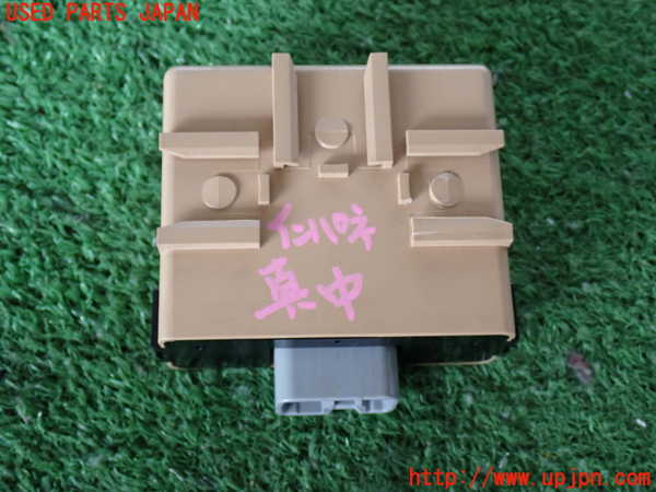 2UPJ-9241656148]ハイラックスサーフ(RZN185W)コンピューター3 中古 85914-35010_3