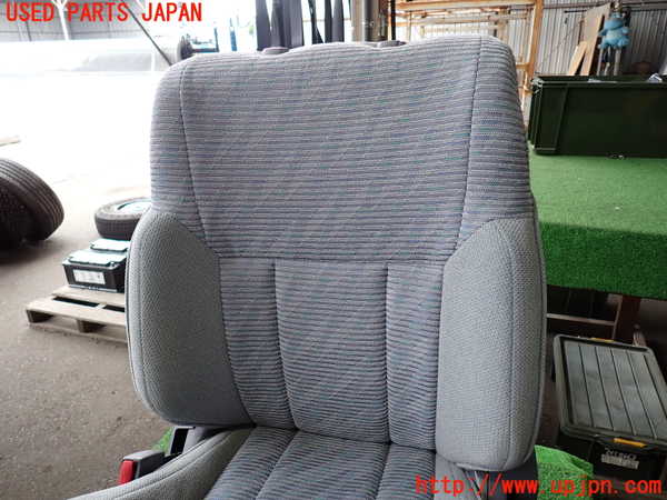 2UPJ-9241657065]ハイラックスサーフ(RZN185W)助手席シート 中古_3