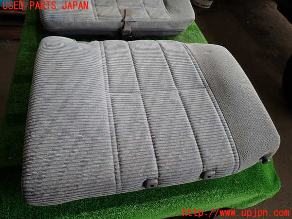 2UPJ-9241657405]ハイラックスサーフ(RZN185W)右リアシート 中古_3