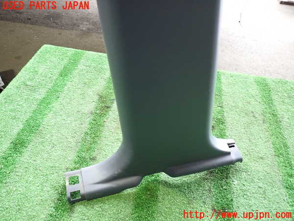 2UPJ-9241657670]ハイラックスサーフ(RZN185W)左センターピラートリム 中古_2