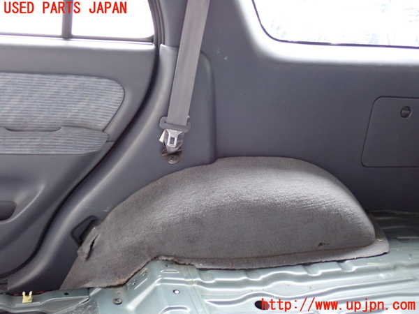 2UPJ-9241657675]ハイラックスサーフ(RZN185W)右リアピラートリム 中古_3