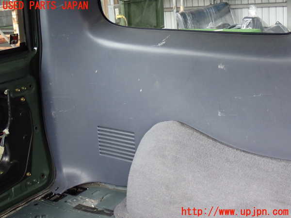 2UPJ-9241657680]ハイラックスサーフ(RZN185W)左リアピラートリム 中古_4