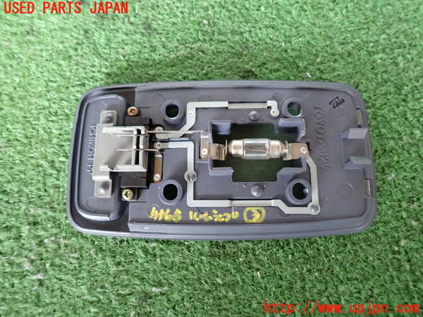 2UPJ-9241656413]ハイラックスサーフ(RZN185W)ルームランプ3(ラゲッジ) 中古_2