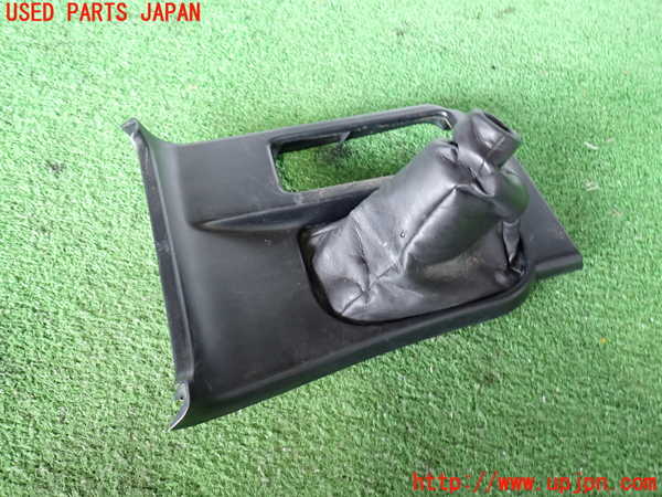2UPJ-9241657575]ハイラックスサーフ(RZN185W)シフトブーツ 中古_2