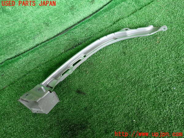 2UPJ-9241661142]セルシオ(UCF30)左ヘッドライトリム 中古_2