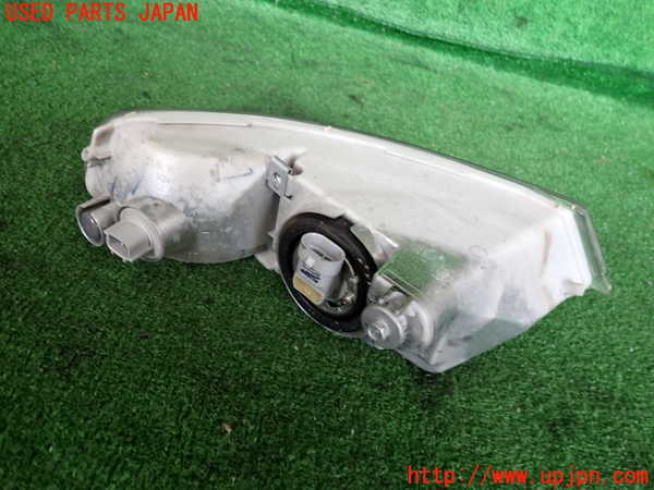 2UPJ-9241661180]セルシオ(UCF30)右フォグ 中古_2