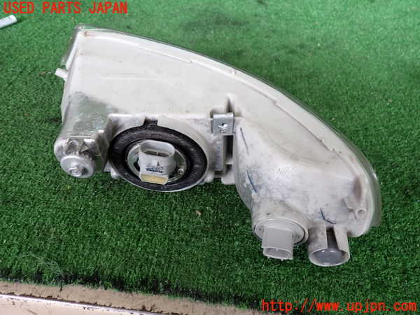 2UPJ-9241661182]セルシオ(UCF30)左フォグ 中古_2