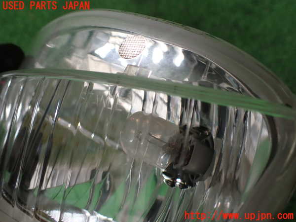 2UPJ-9241661182]セルシオ(UCF30)左フォグ 中古_3
