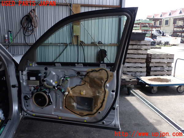 2UPJ-9241661230]セルシオ(UCF30)右前ドア 中古 NSG M5O5 43R-00012_4