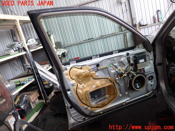 2UPJ-9241661260]セルシオ(UCF30)左前ドア 中古 ASAHI M2H5 43R-00035_4