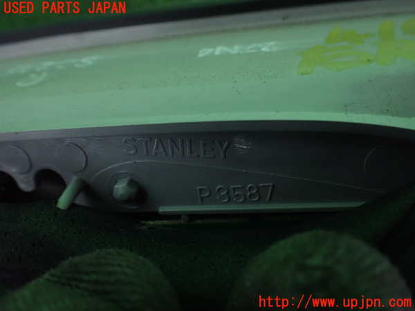 2UPJ-9241661550]セルシオ(UCF30)右リアフィニッシャー 中古_3