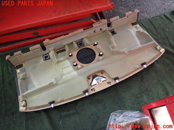 2UPJ-9241667761]セルシオ(UCF30)トノカバー1 中古_2