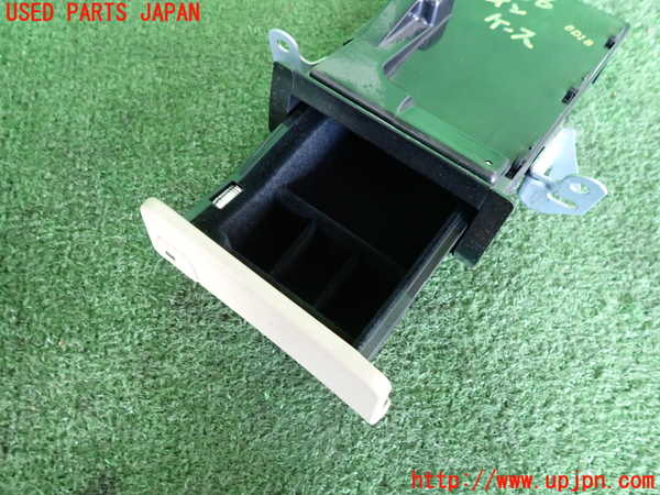2UPJ-9241667830]セルシオ(UCF30)コインケース 中古_2