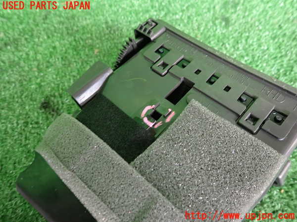 2UPJ-9241667528]セルシオ(UCF30)エアコン吹き出し口3(左) 中古_3