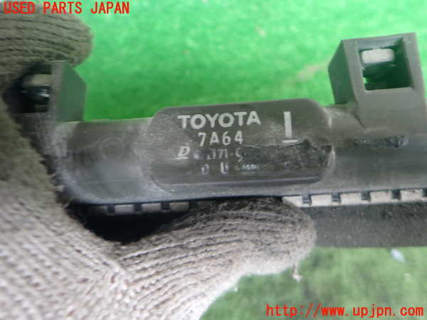 2UPJ-9241672321]アルテッツァ(SXE10)ラジエーター1 中古_3