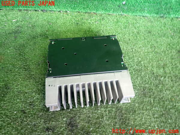 2UPJ-9241676525]アルテッツァ(SXE10)アンプ 中古_2