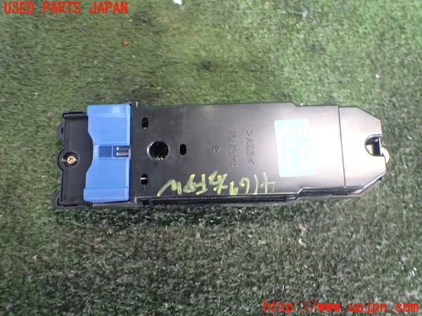 2UPJ-9241676240]アルテッツァ(SXE10)右前パワーウィンドウスイッチ 中古_2