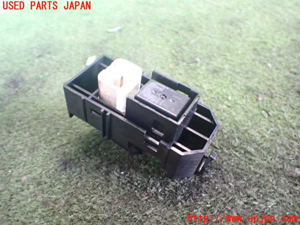 2UPJ-9241676245]アルテッツァ(SXE10)左前パワーウィンドウスイッチ 中古_2