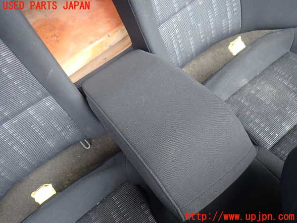 2UPJ-9241677385]アルテッツァ(SXE10)リアシート 中古_4