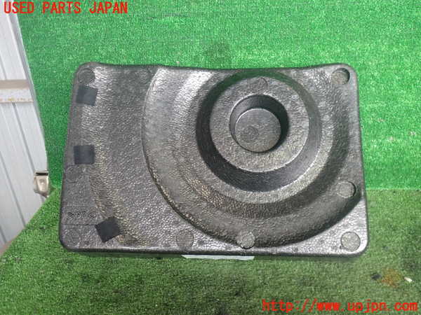 2UPJ-9241677772]アルテッツァ(SXE10)ラゲッジトレイ2 中古_2