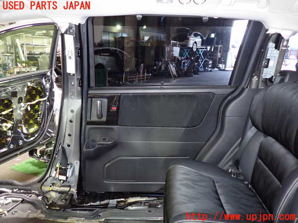 1UPJ-9241681290]オデッセイ(RC1)右後ドア 中古_5