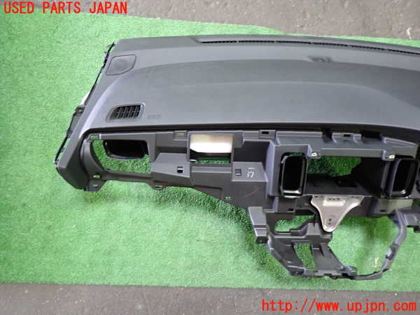 1UPJ-9241687505]オデッセイ(RC1)ダッシュボード 中古_3