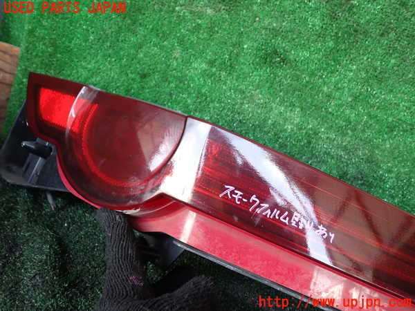 1UPJ-9241691530]ジャガー・Fタイプ コンバーチブル(J60MA)右テールランプ 中古_2