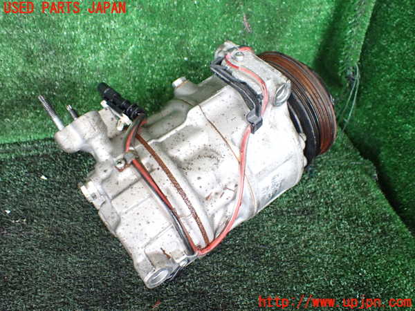 1UPJ-9241696025]ジャガー・Fタイプ コンバーチブル(J60MA)エアコンコンプレッサー 中古_2