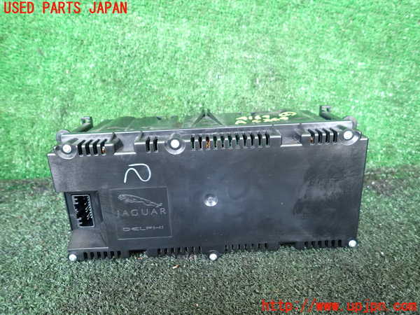 1UPJ-9241696066]ジャガー・Fタイプ コンバーチブル(J60MA)エアコンスイッチ1 中古_3