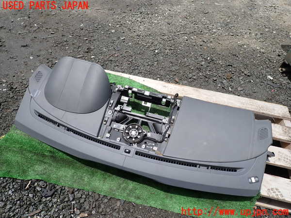 1UPJ-9241697505]ジャガー・Fタイプ コンバーチブル(J60MA)ダッシュボード 中古_4