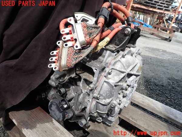 1UPJ-9241703010]レクサス・CT200h(ZWA10)ミッション AT 2ZR-FXE 中古_2